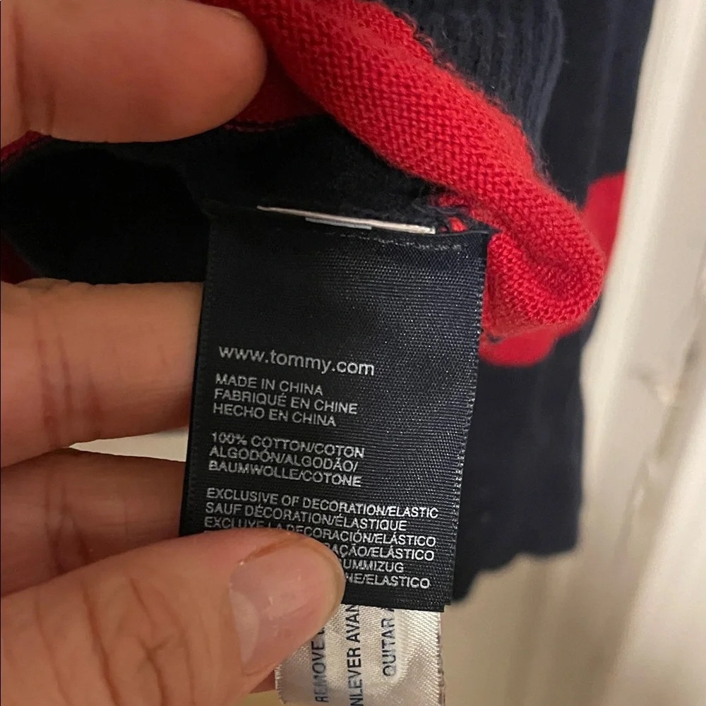 Tommy Hilfiger Men's Navy and Red Striped Crewneck Sweater - Picture 4 of 4